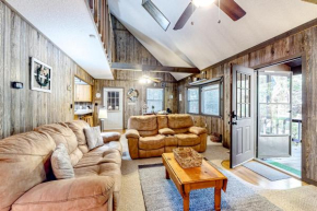 Country Creek Cabin